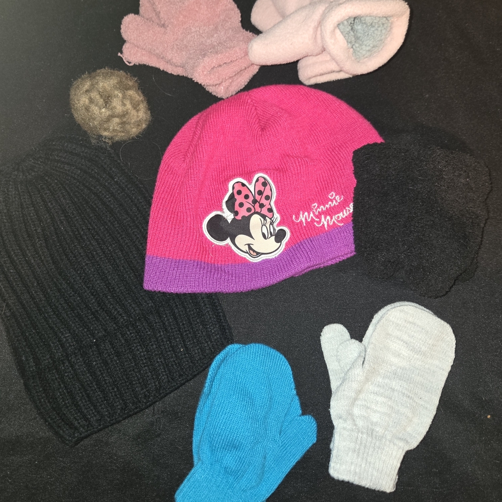 Disney Minnie Mouse Kids Beanie - Pink and Purple
